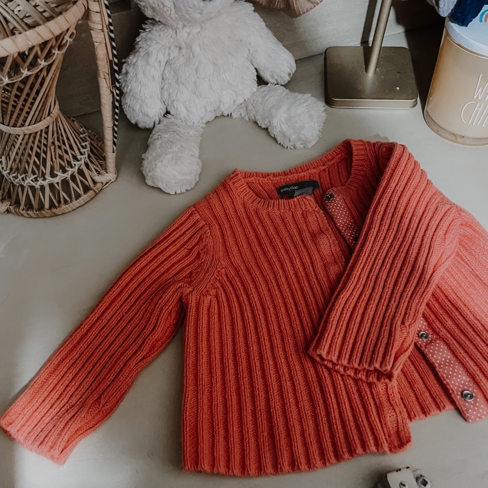 BABY GAP 3-6 Month Sweater